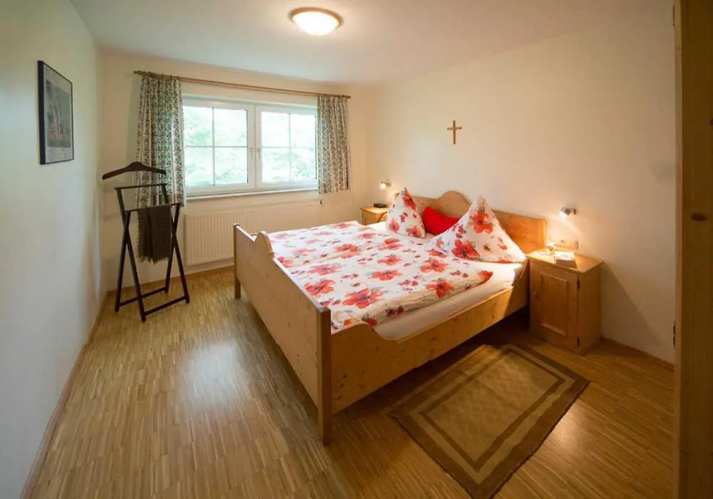 Kur & Golf Ferienwohnungen Wattenbach Bad Windsheim Apartment